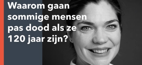 Henne geeft college bij de Universiteit van Nederland
