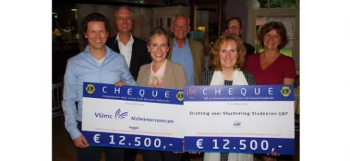 Lions steunen Alzheimercentrum en vluchteling-studenten